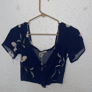V neck cropped top